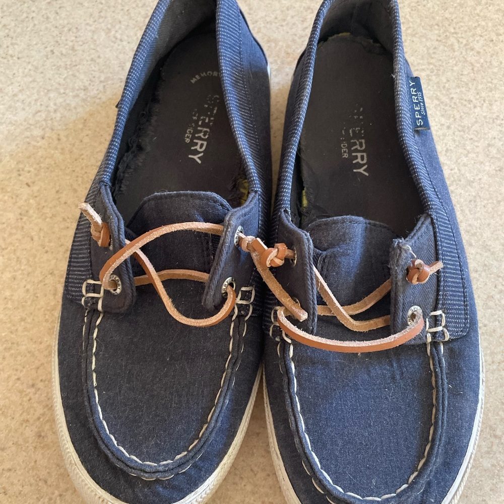Sperry navy canvas shoes